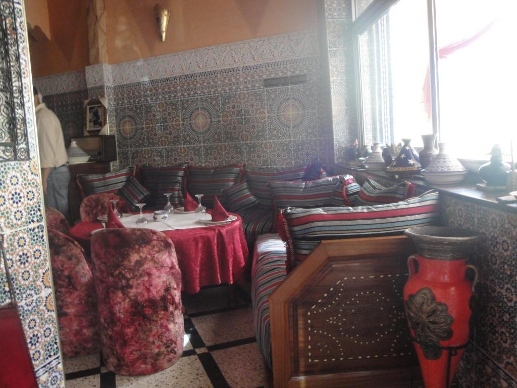 Hotel Tijani Fes Exterior photo